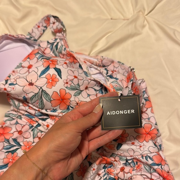 NWT One Piece Swimsuit - Picture 2 of 3